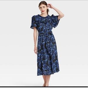 Women's Printed Ruffle Short Sleeve
Shirtdress - Who What Wear Medium